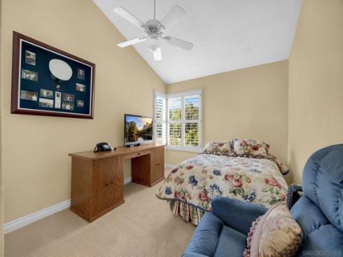 40 Brena , Irvine, CA