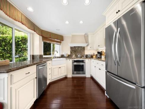 40 Brena , Irvine, CA