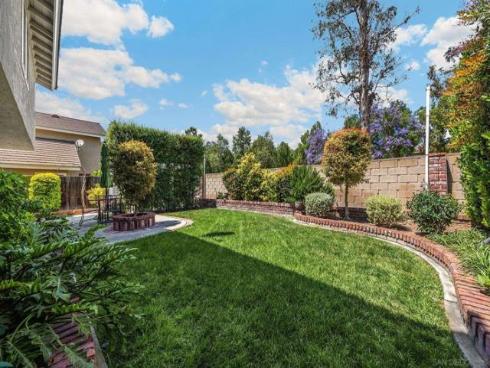 40 Brena , Irvine, CA