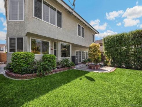40 Brena , Irvine, CA