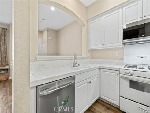 142 Hedge Bloom , Irvine, CA