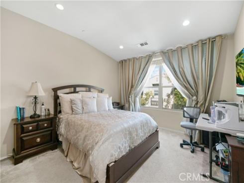 142 Hedge Bloom , Irvine, CA