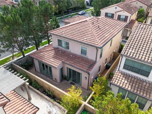 81  Island Coral  , Irvine, CA