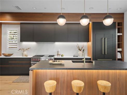 51  Fenway  , Irvine, CA
