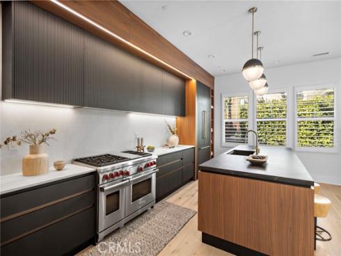 51  Fenway  , Irvine, CA