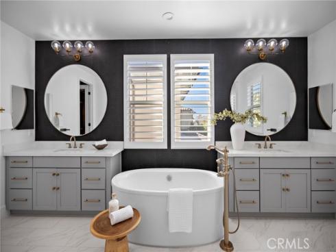 51  Fenway  , Irvine, CA