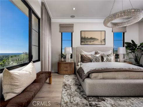 552 Peninsula , Irvine, CA