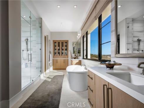 552 Peninsula , Irvine, CA