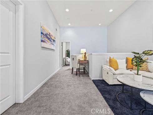 543 Rockefeller , Irvine, CA
