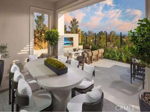 453 Treeline , Irvine, CA