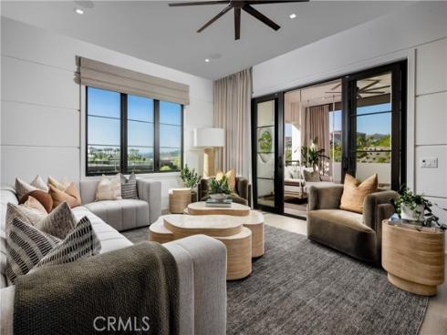 564 Peninsula , Irvine, CA