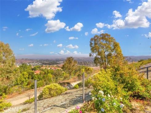 21 Ridgeview , Irvine, CA