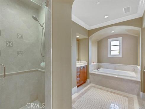 21 Ridgeview , Irvine, CA