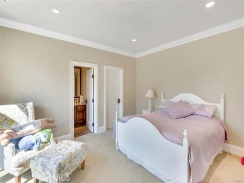 21 Ridgeview , Irvine, CA