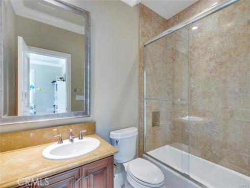21 Ridgeview , Irvine, CA