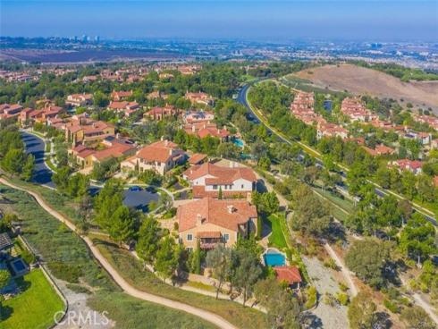 21 Ridgeview , Irvine, CA