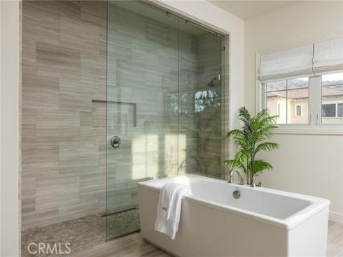 114 Great Oak , Irvine, CA