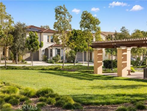 115 Hollow Tree , Irvine, CA