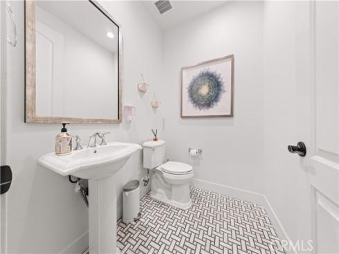67 Kite , Irvine, CA