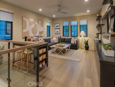 420 Milpas , Irvine, CA