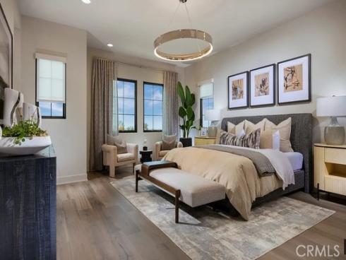 420 Milpas , Irvine, CA