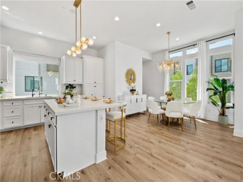 154 Keeper , Irvine, CA