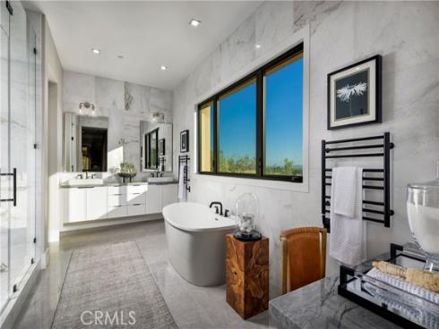 548 Peninsula , Irvine, CA