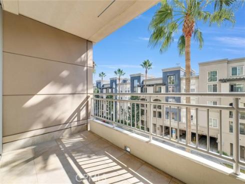 3044 Scholarship , Irvine, CA