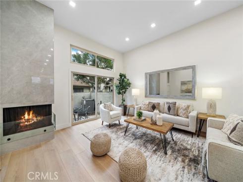 10 Starfall 11 , Irvine, CA