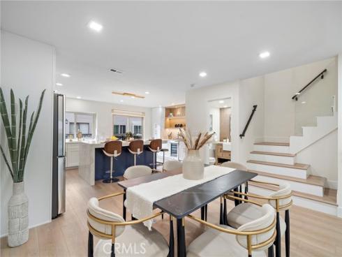 10 Starfall 11 , Irvine, CA