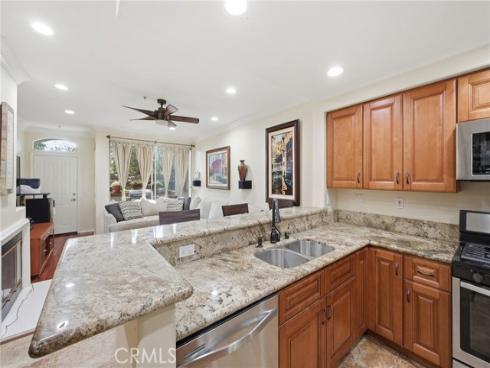 902 Solvay Aisle , Irvine, CA
