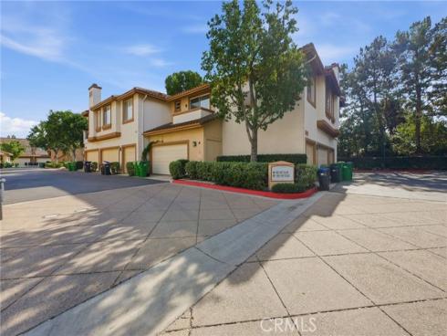 902 Solvay Aisle , Irvine, CA