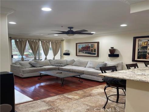 902 Solvay Aisle , Irvine, CA