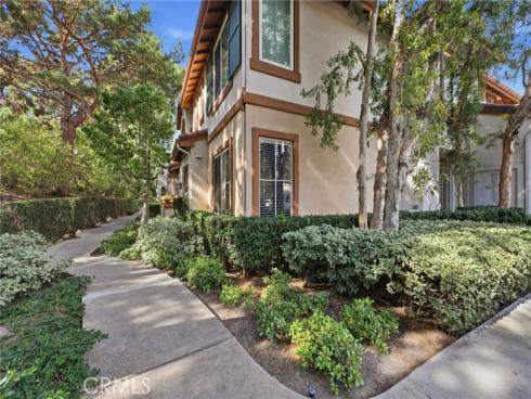 902 Solvay Aisle , Irvine, CA