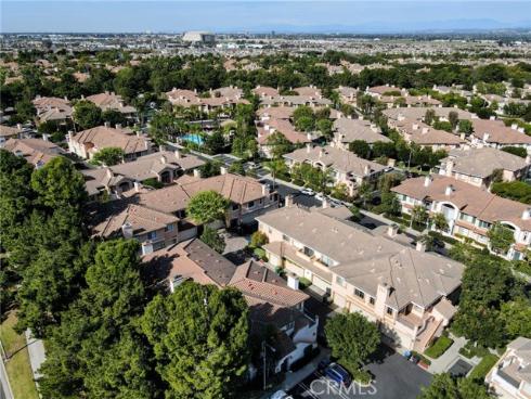 902 Solvay Aisle , Irvine, CA