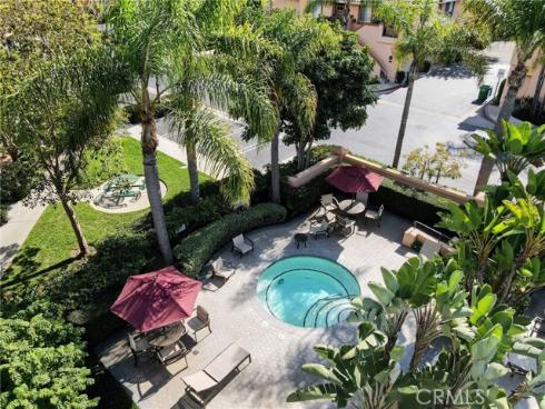 902 Solvay Aisle , Irvine, CA