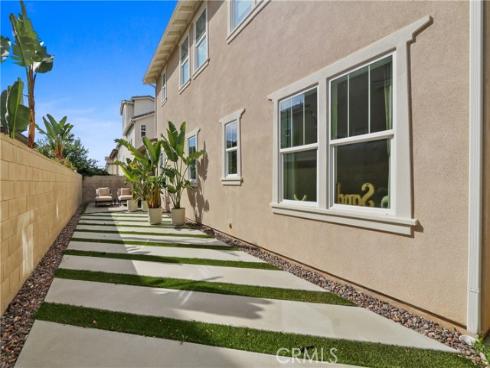 66 Chasma , Irvine, CA