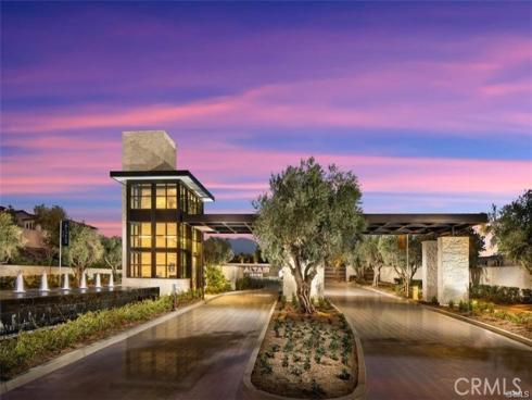 66  Chasma  , Irvine, CA