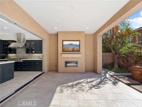 94 Swift , Irvine, CA
