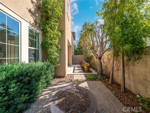 94 Swift , Irvine, CA