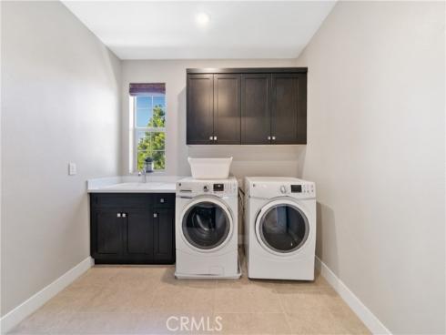 94 Swift , Irvine, CA