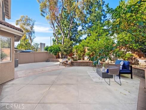 50 Linhaven , Irvine, CA
