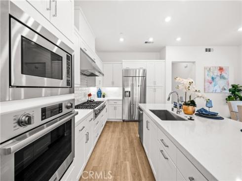 426 Treble , Irvine, CA