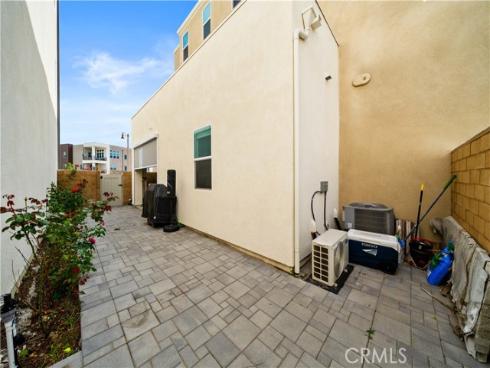 426 Treble , Irvine, CA