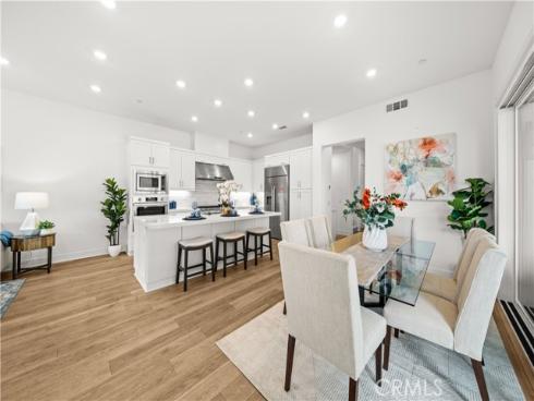 426 Treble , Irvine, CA