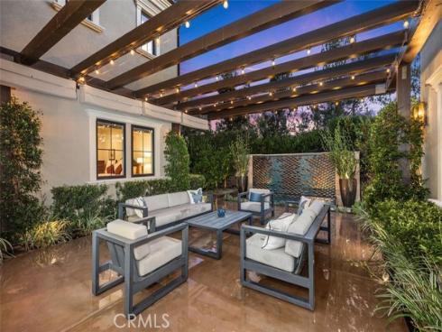 116 Knob Creek , Irvine, CA