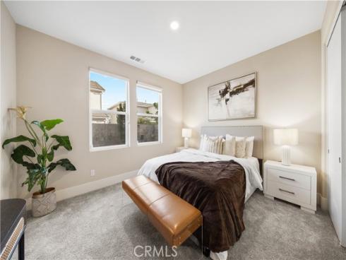 72 Ray , Irvine, CA