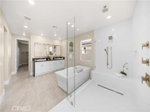 72 Ray , Irvine, CA