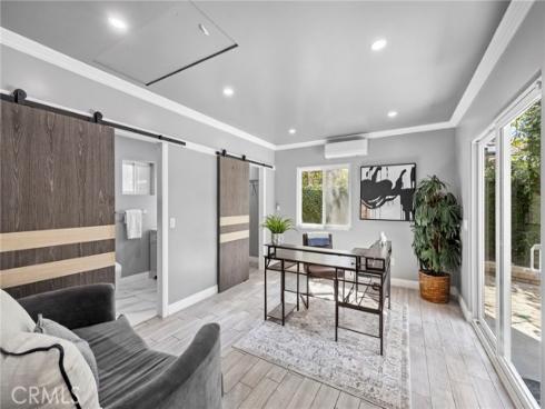 74 Linhaven , Irvine, CA