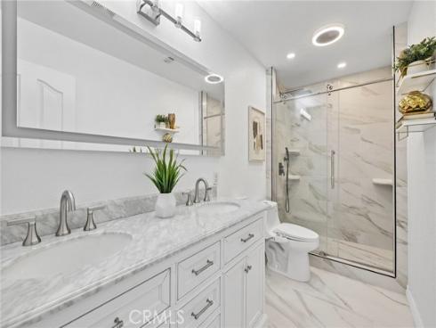 74 Linhaven , Irvine, CA